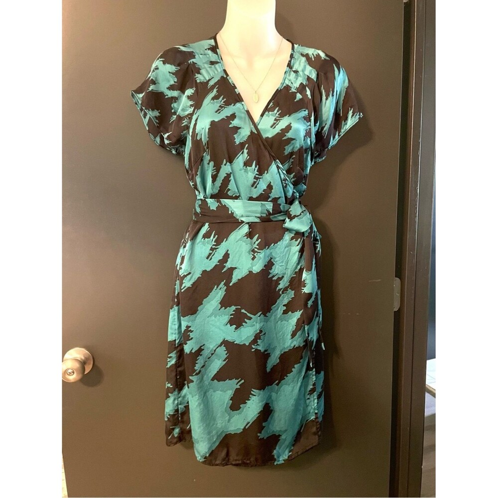 Banana Republic 100% Silk Wrap Dress Teal Black Abstract Print Size 4